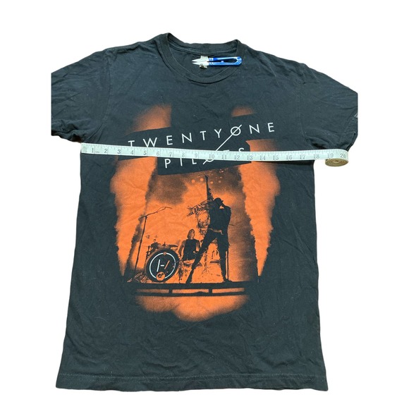 Next Level Apparel Twenty-One Pilots 2017 Emotional Roadshow Tour Shirt Sz S - Picture 2 of 4